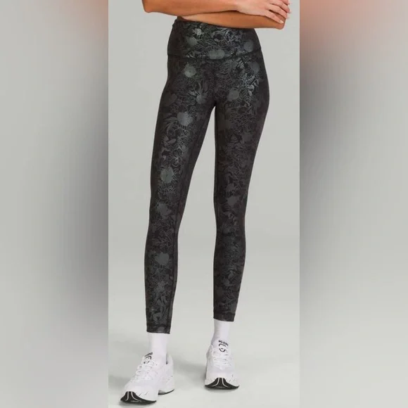 NWOT Lululemon Wunder Train High-Rise Tight 25" *Foil Logo Flourish Black - Picture 2 of 7